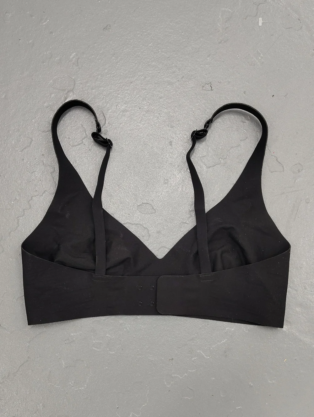 Bombas No Show Plunge Wireless Padless Black Bralette Size S
